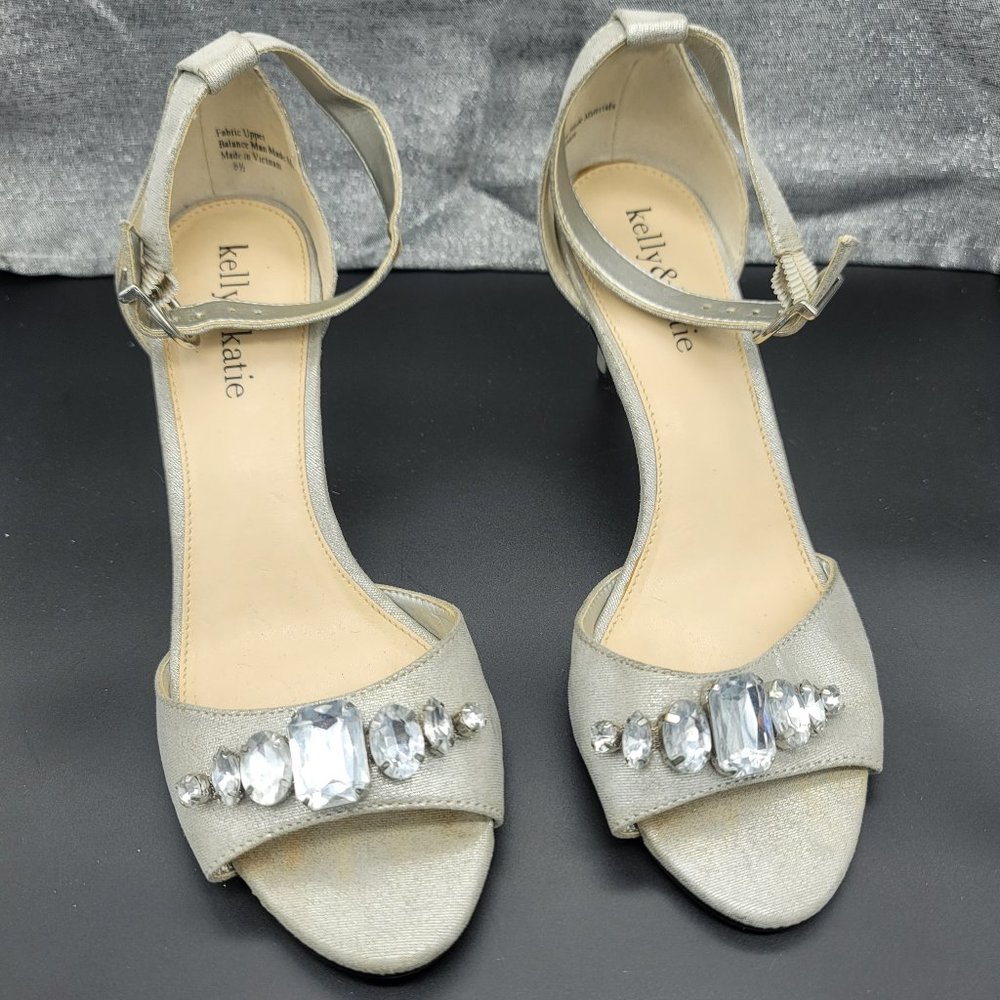 kelly&Katie Womens Silver Heels Size 6 1/2
